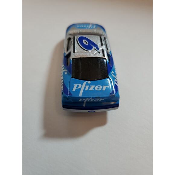 PFIZER #6 Team Blue Caliber Die Cast Car 2000 1:64 Racing Toy Y2K Collectible - Picture 3 of 8